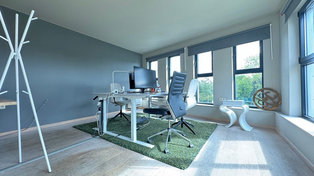 Instapklare kantoren te huur aan De Sterre in Gent