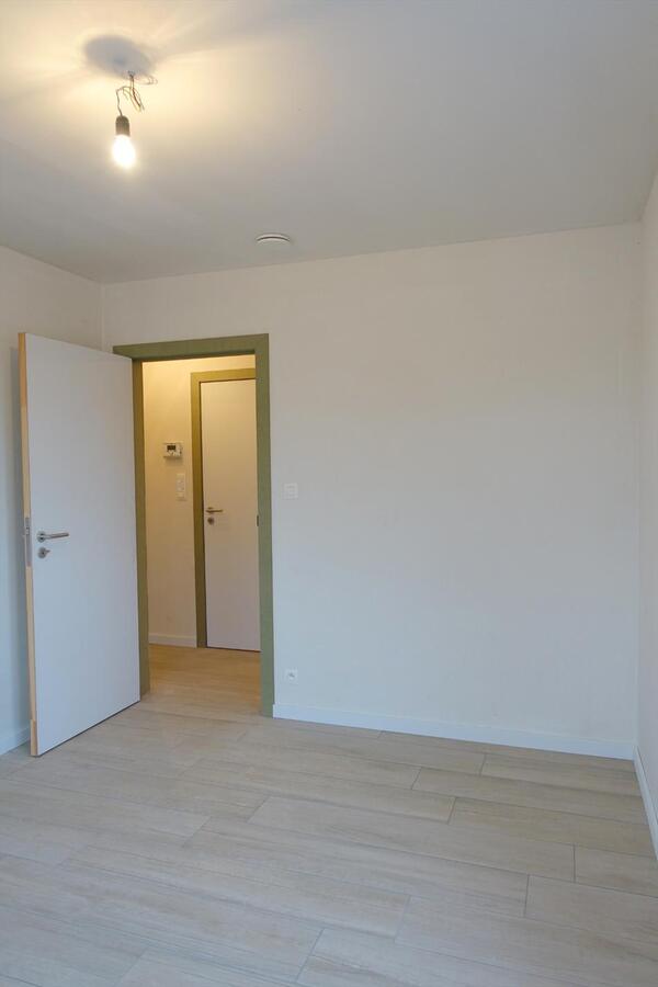 Nieuwbouwwoning met garage 