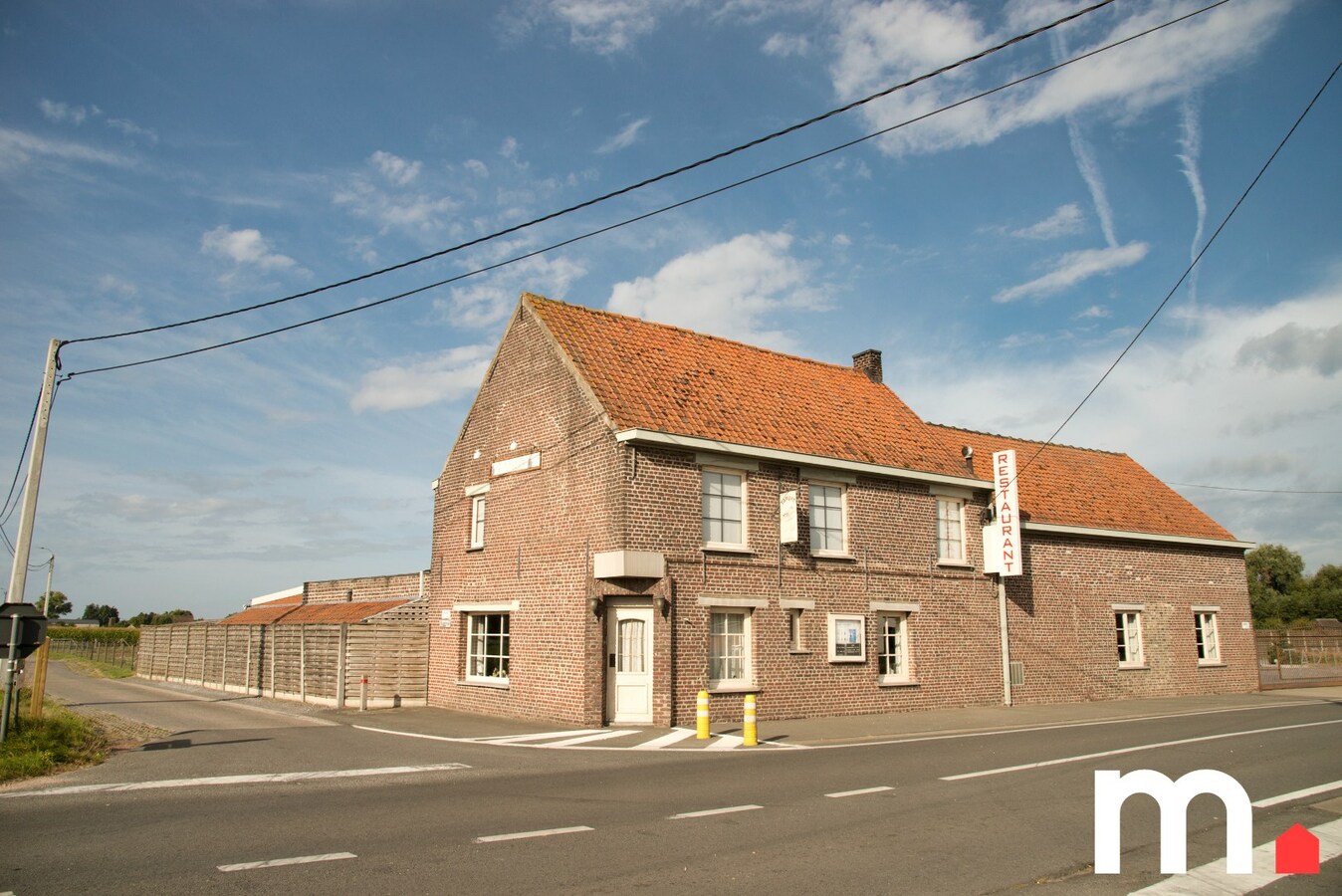 Authentiek commercieel pand met woonst in Gottem te koop ! 