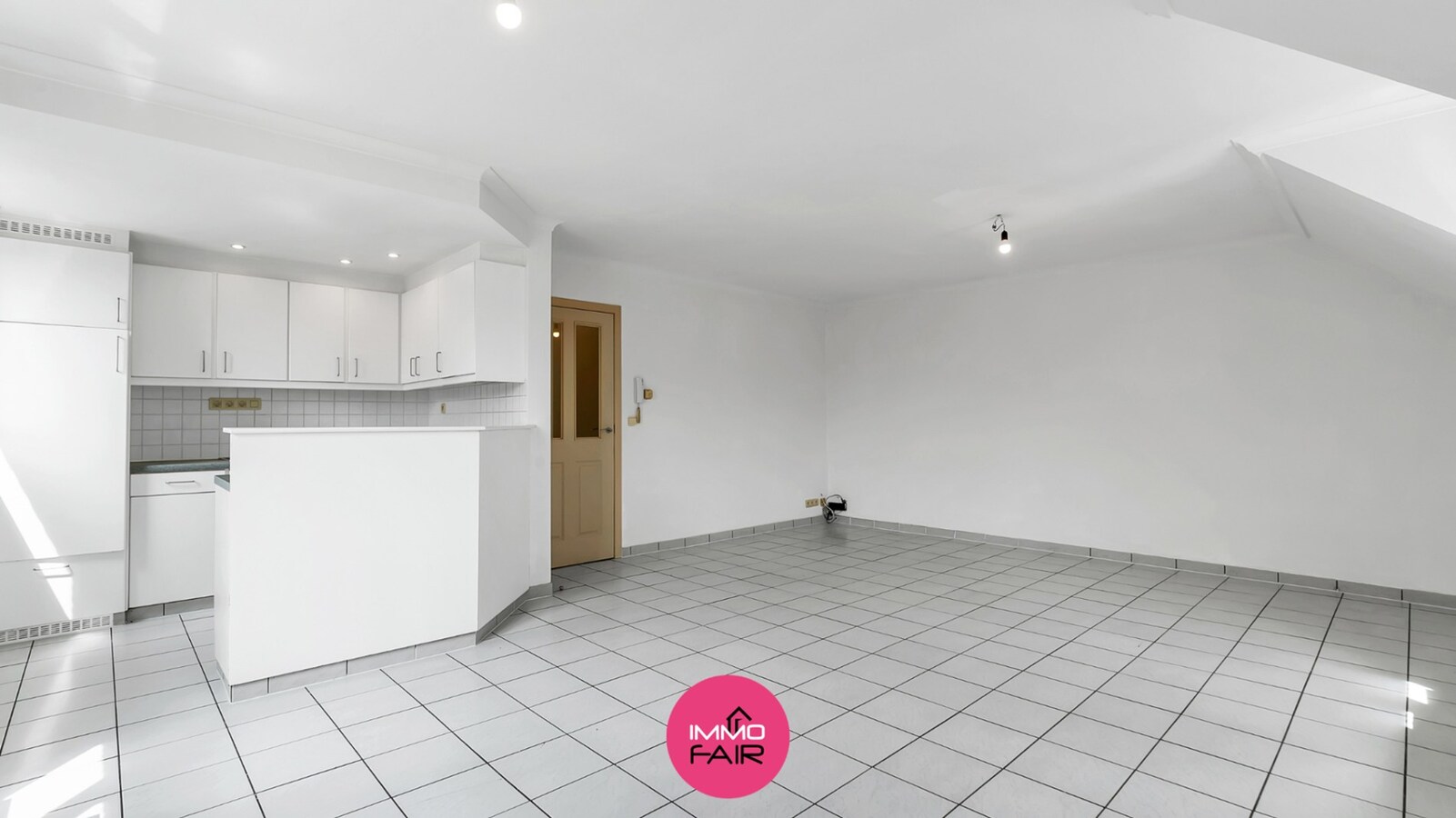 Betaalbaar, energiezuinig appartement met aparte studio in het rustige Hees 