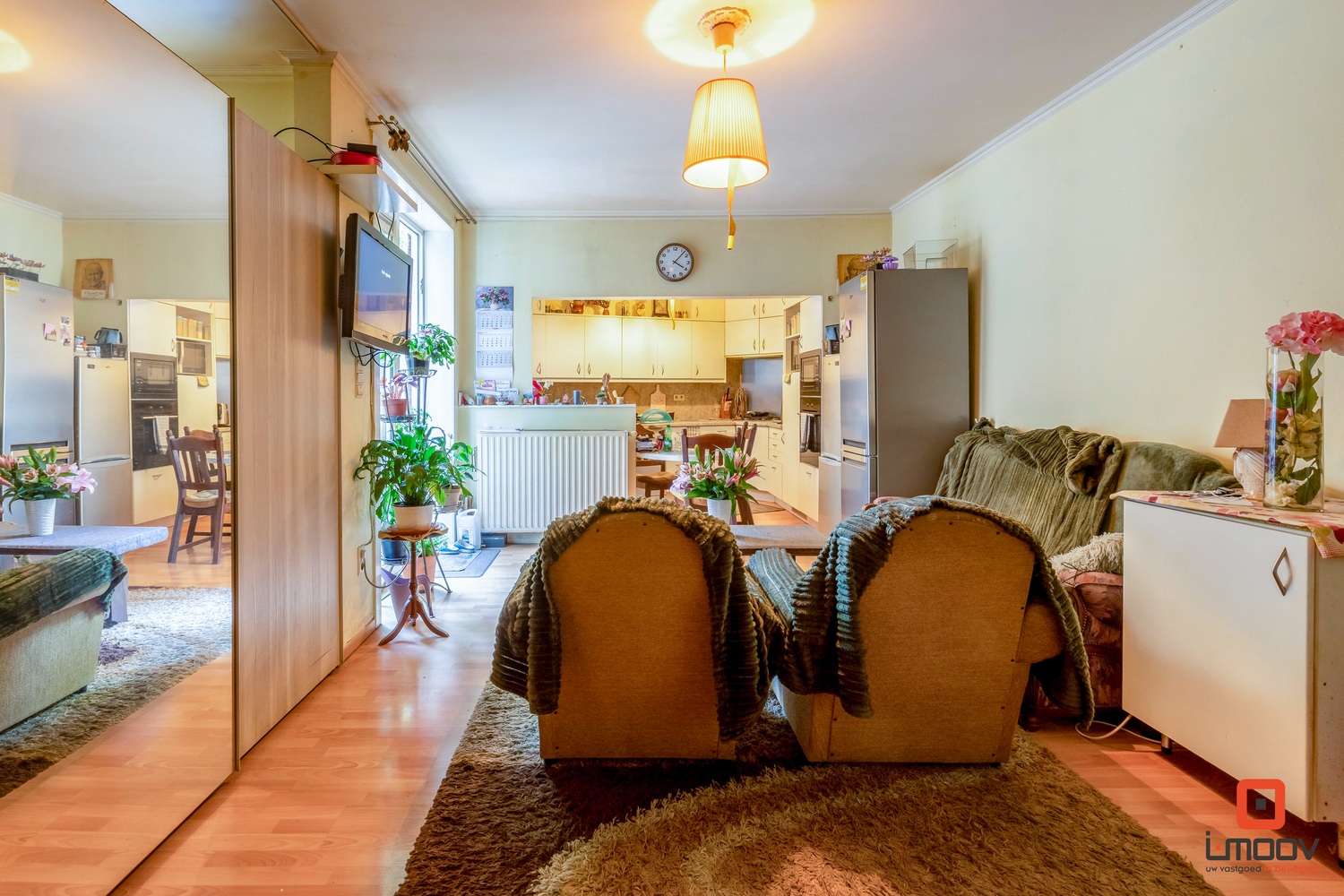 Ruim appartement aan Sint-Pieters station 