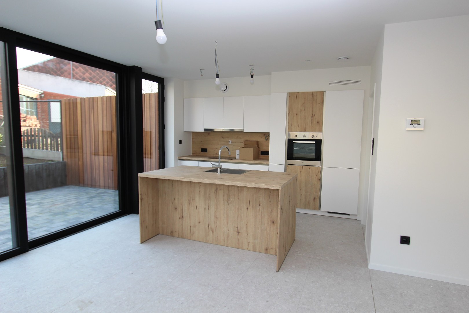 PRACHTIG AFGEWERKTE WONING (2020) 