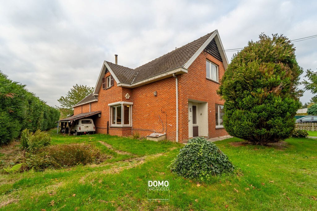 Te renoveren open bebouwing met potentieel in Berbroek (Herk-de-Stad) 