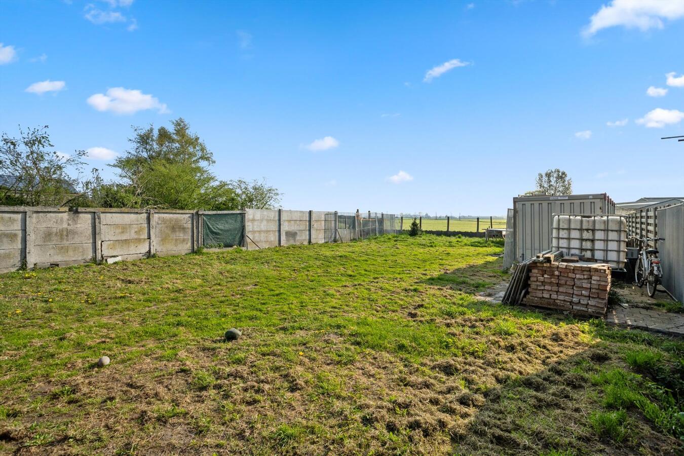 Recent gerenoveerde woning op 668m² 