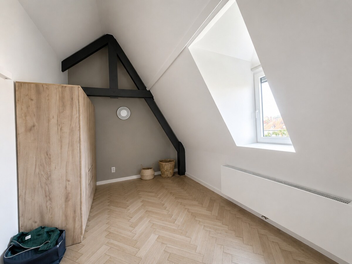 Magnifique appartement 2 chambres avec terrasse en bord de Quai ! 