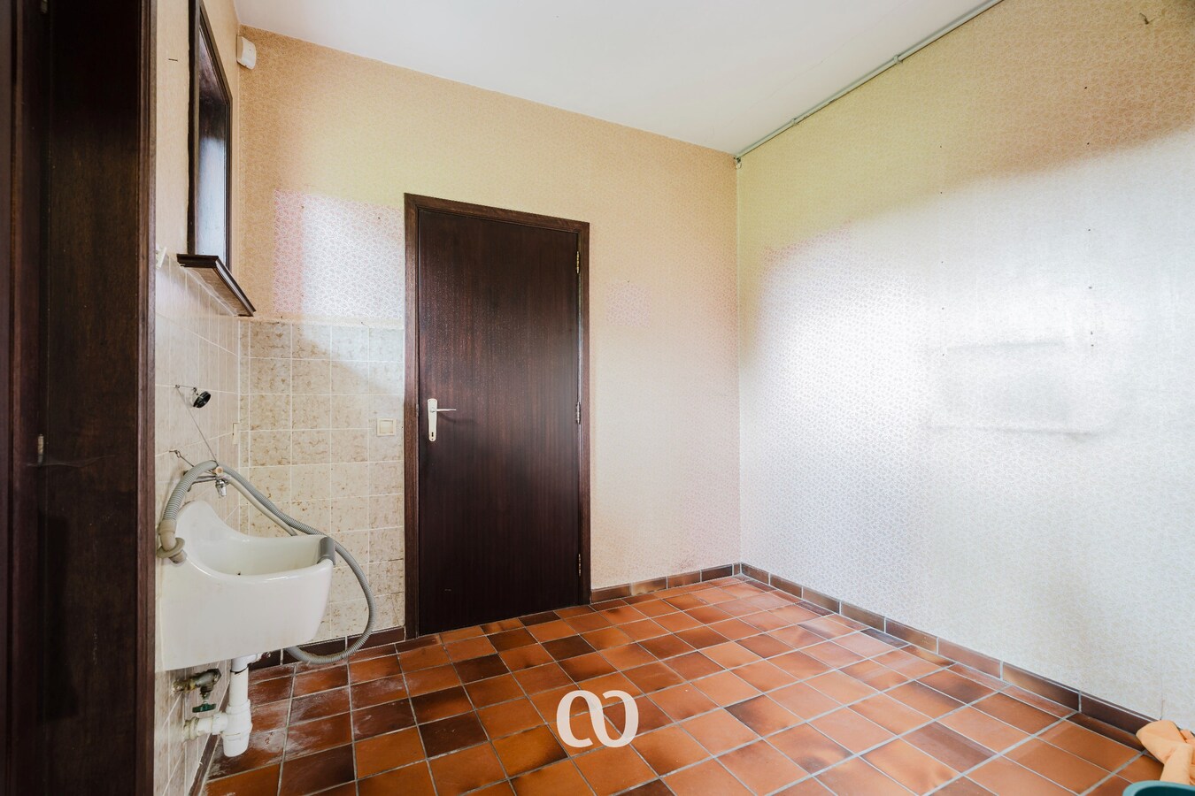 Prachtig gelegen gezinswoning met tuin en uitzicht in het centrum van Etikhove 