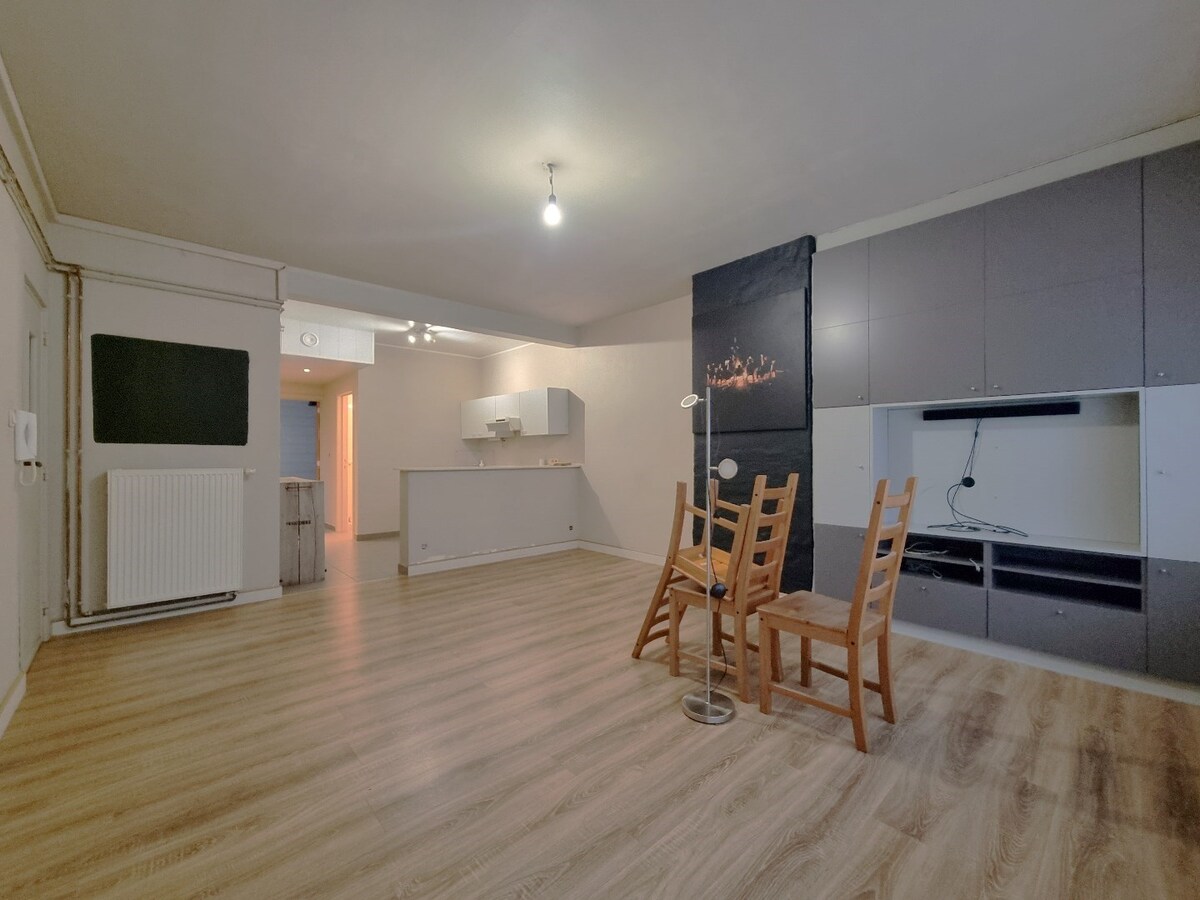 Goed gelegen, lichtrijk en ruim appartement in een kleinschalige residentie te Heist 