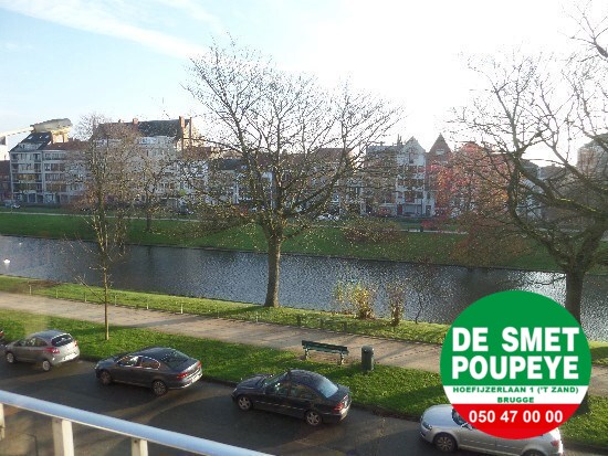 Ruim lichtrijk appartement van 147m² 