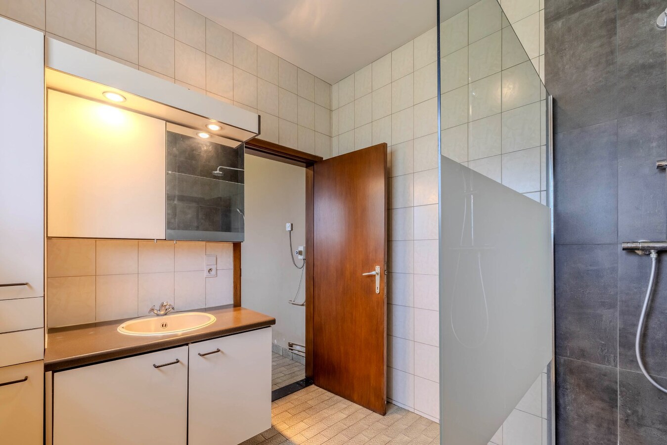 Landelijk gelegen woning met weiland op 90a 35ca 