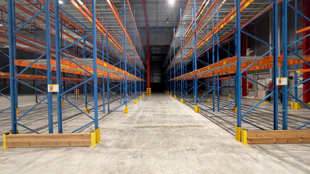 Logistiek gebouw te huur in industriezone Mechelen-Noord