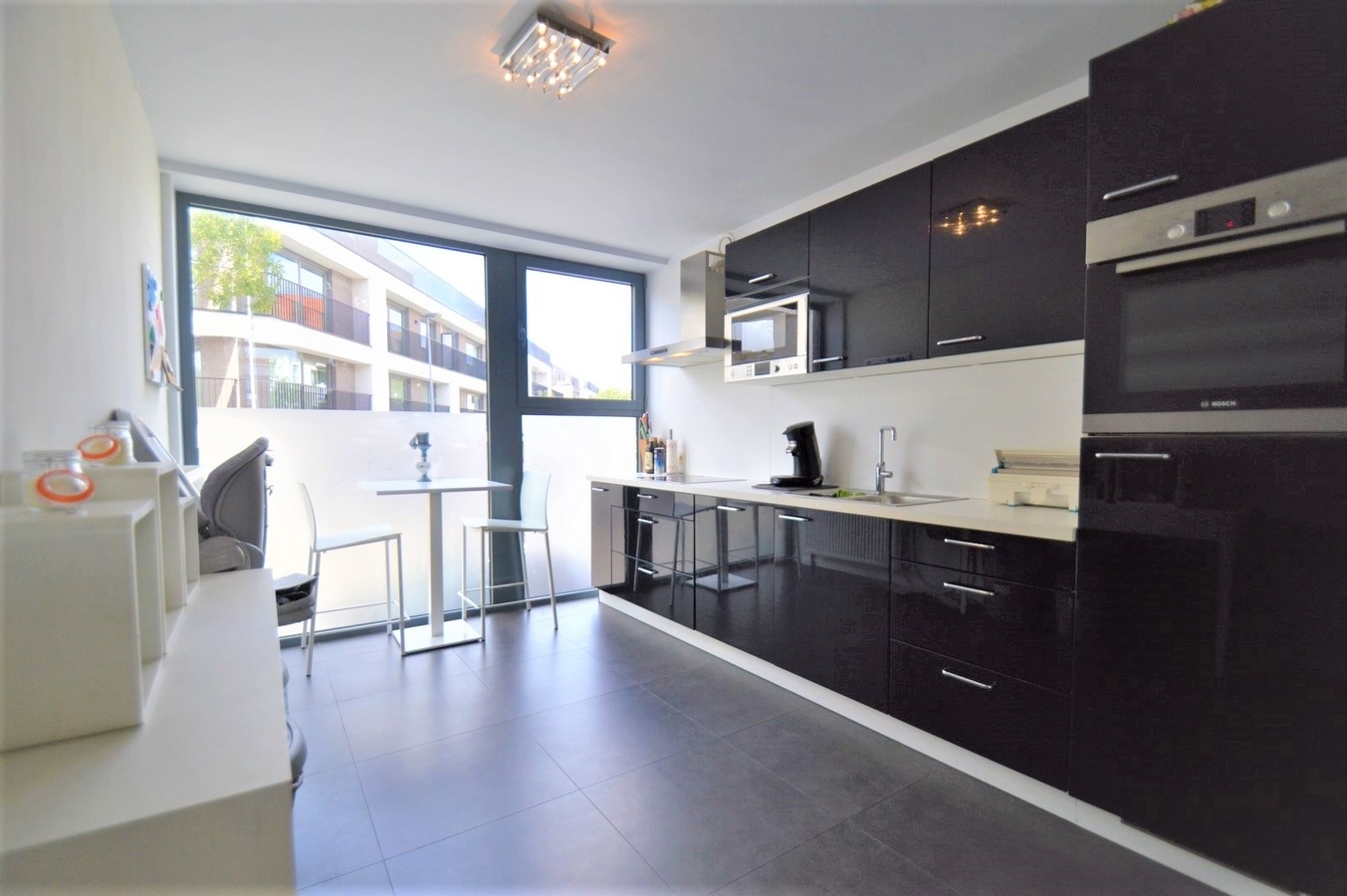 Trendy, recente woning met zongerichte tun - Zeebrugge 