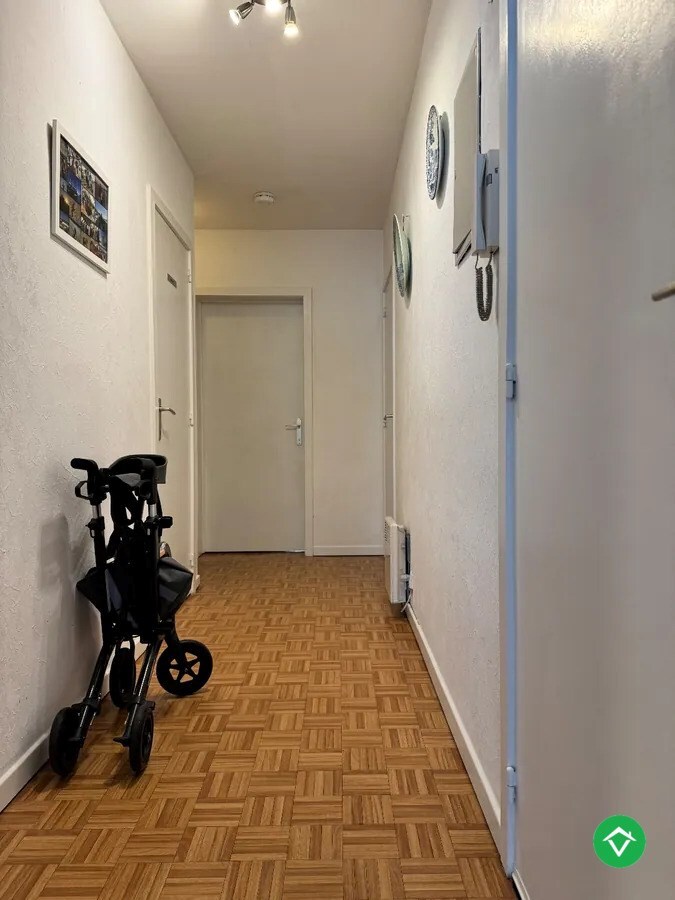 Appartement met 2 slaapkamers en garage in centrum Koekelare 