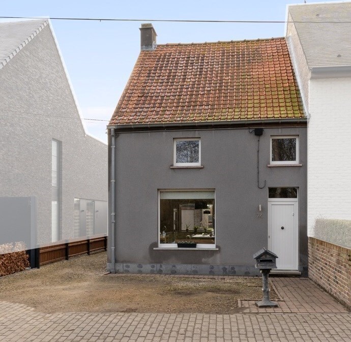 Woning met 4 slaapkamers en garage te Koekelare 