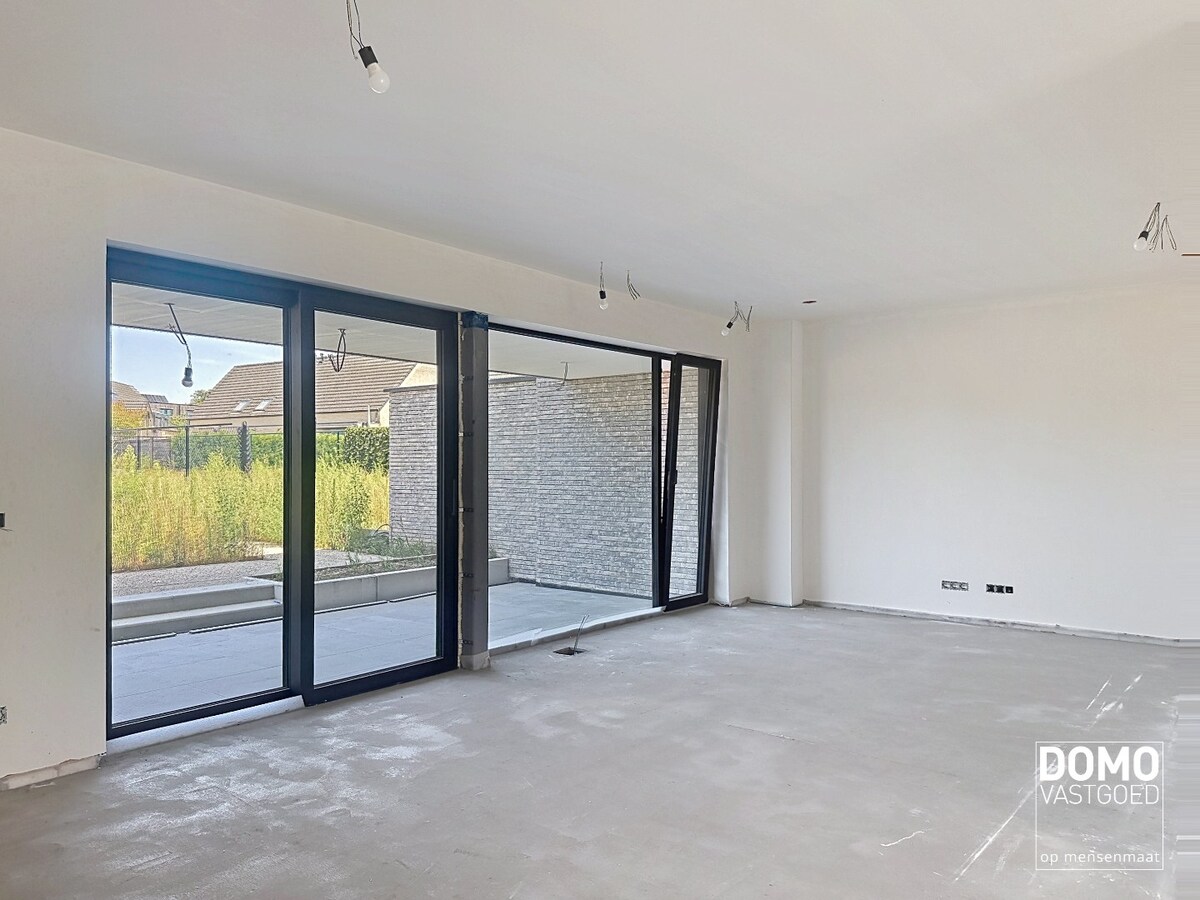 EXCLUSIEVE ENERGIEARME NIEUWBOUWWONINGEN MET 4 SLAAPKAMERS, TUIN &amp; CARPORT IN HARTJE KERMT (HASSELT) 