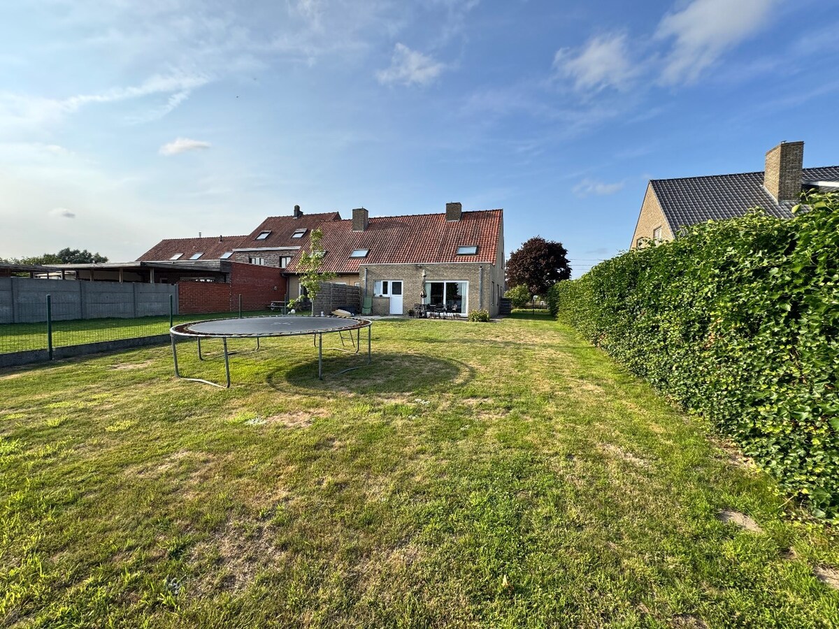 Woning met 3 slaapkamers en garage te Kortemark 