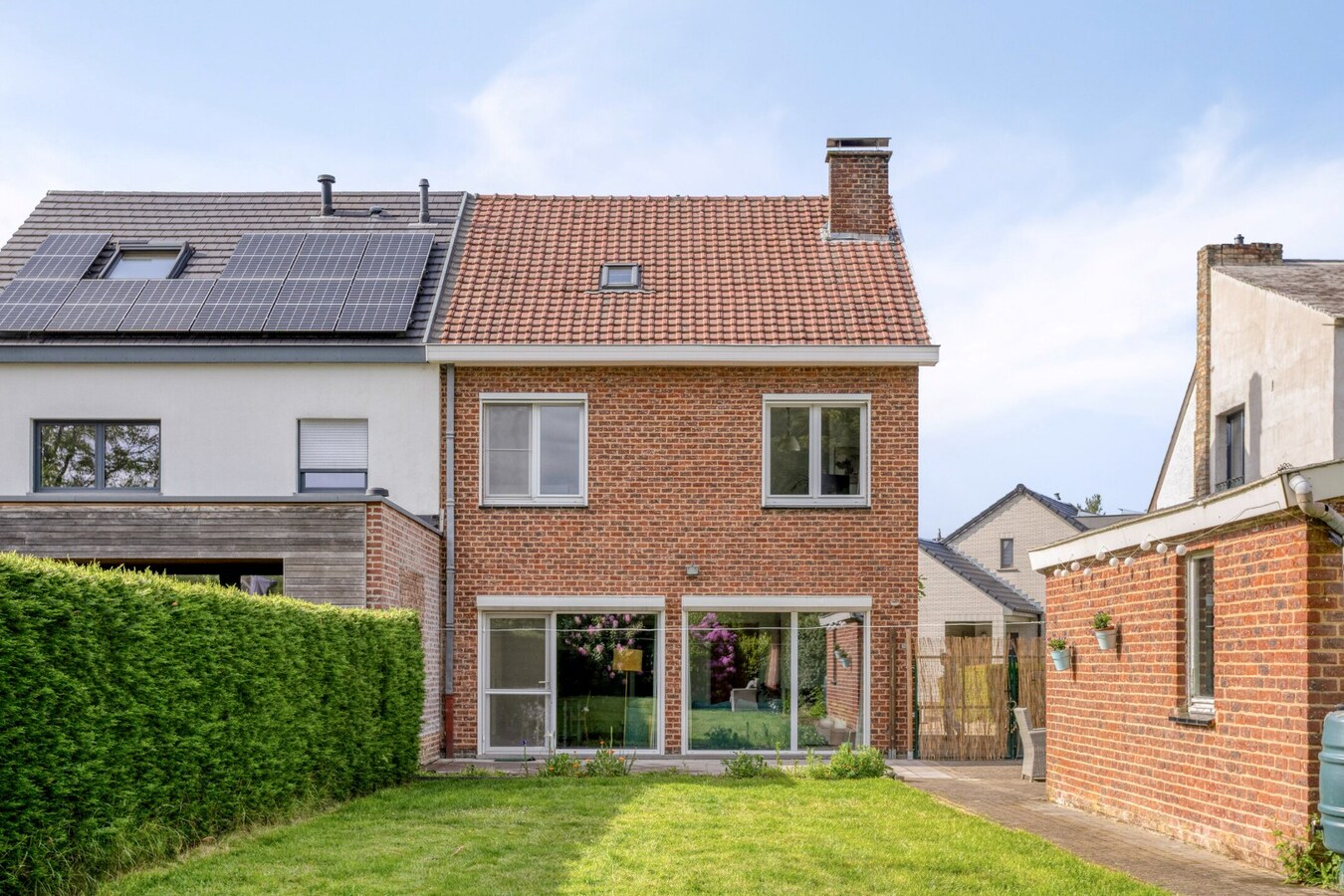 Prachtig HOB met 4 slaapkamers, garage en zonnige tuin 
