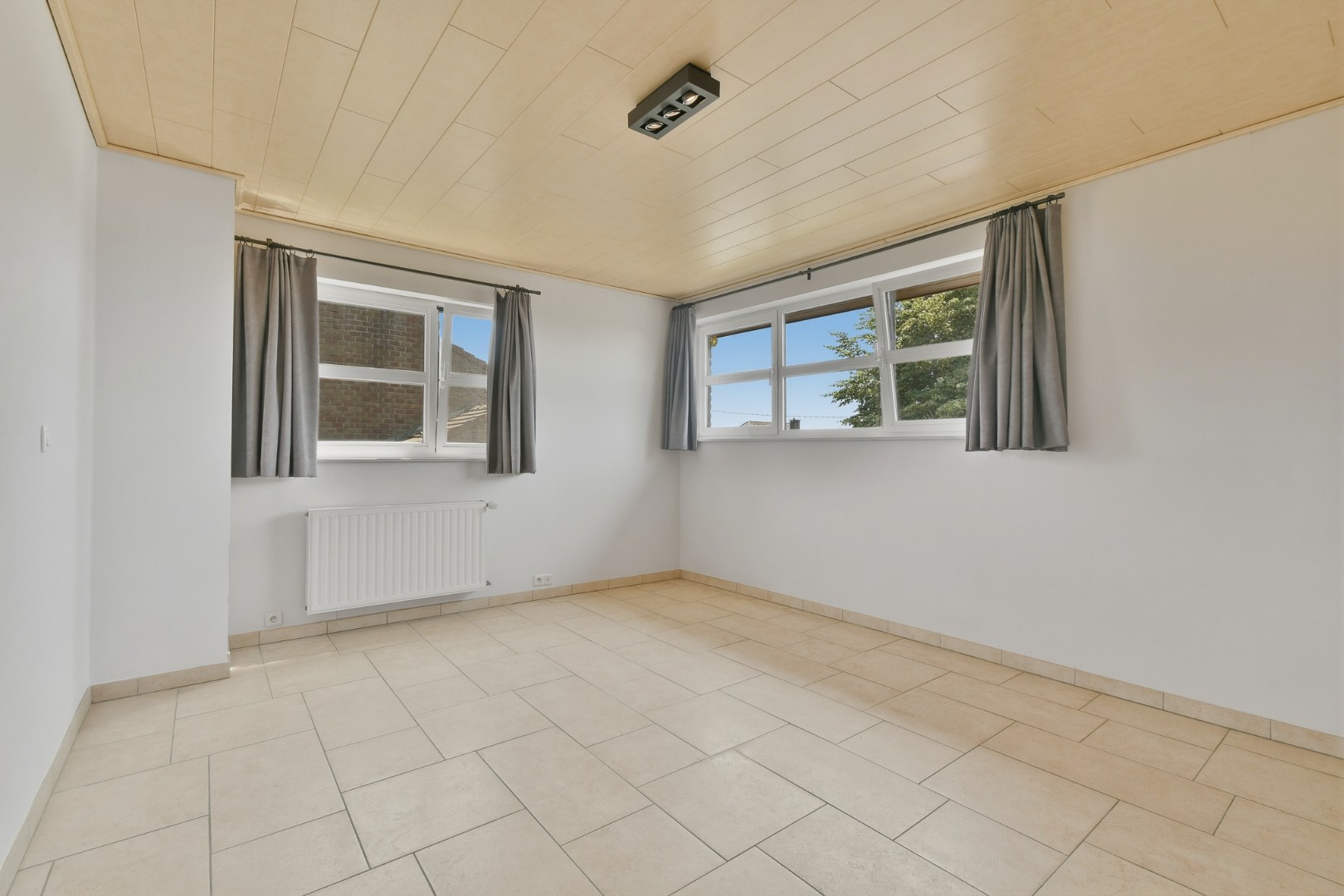 Ruime alleenstaande woning te huur in landelijk Ichtegem 