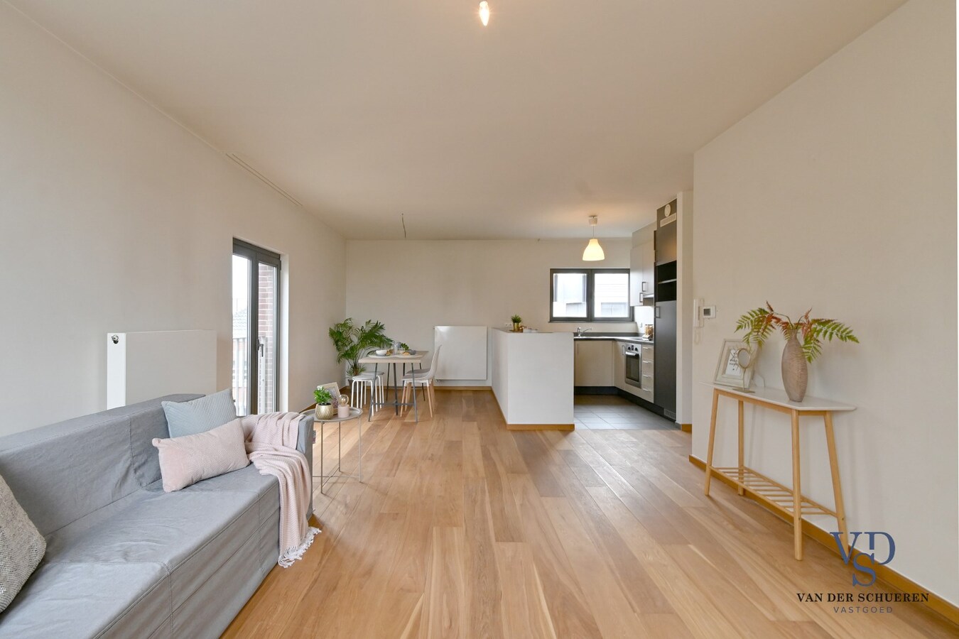 Eigentijds appartement in centrum Eke. 