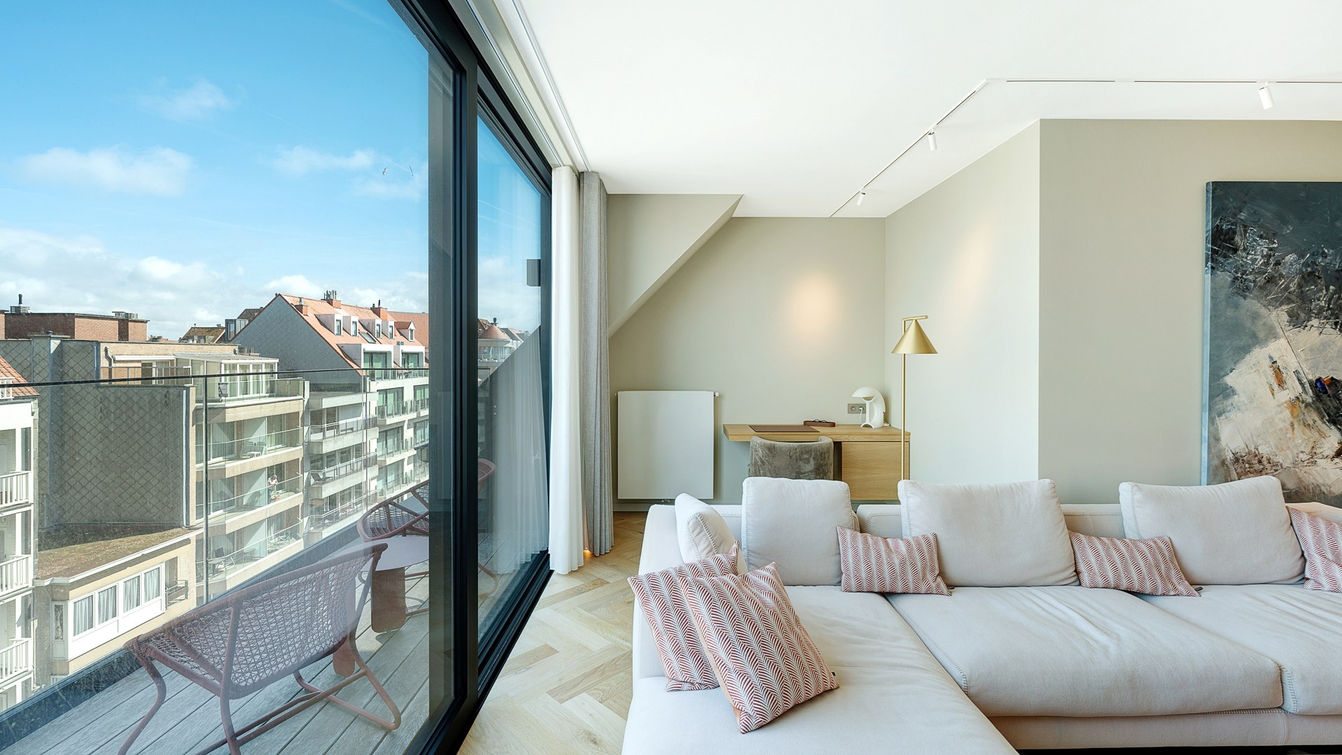 itzonderlijk duplex penthouse van 125 m² in residentie William, een recent en stijlvol gebouw (2020), perfect gelegen in het centrum van Knokke 