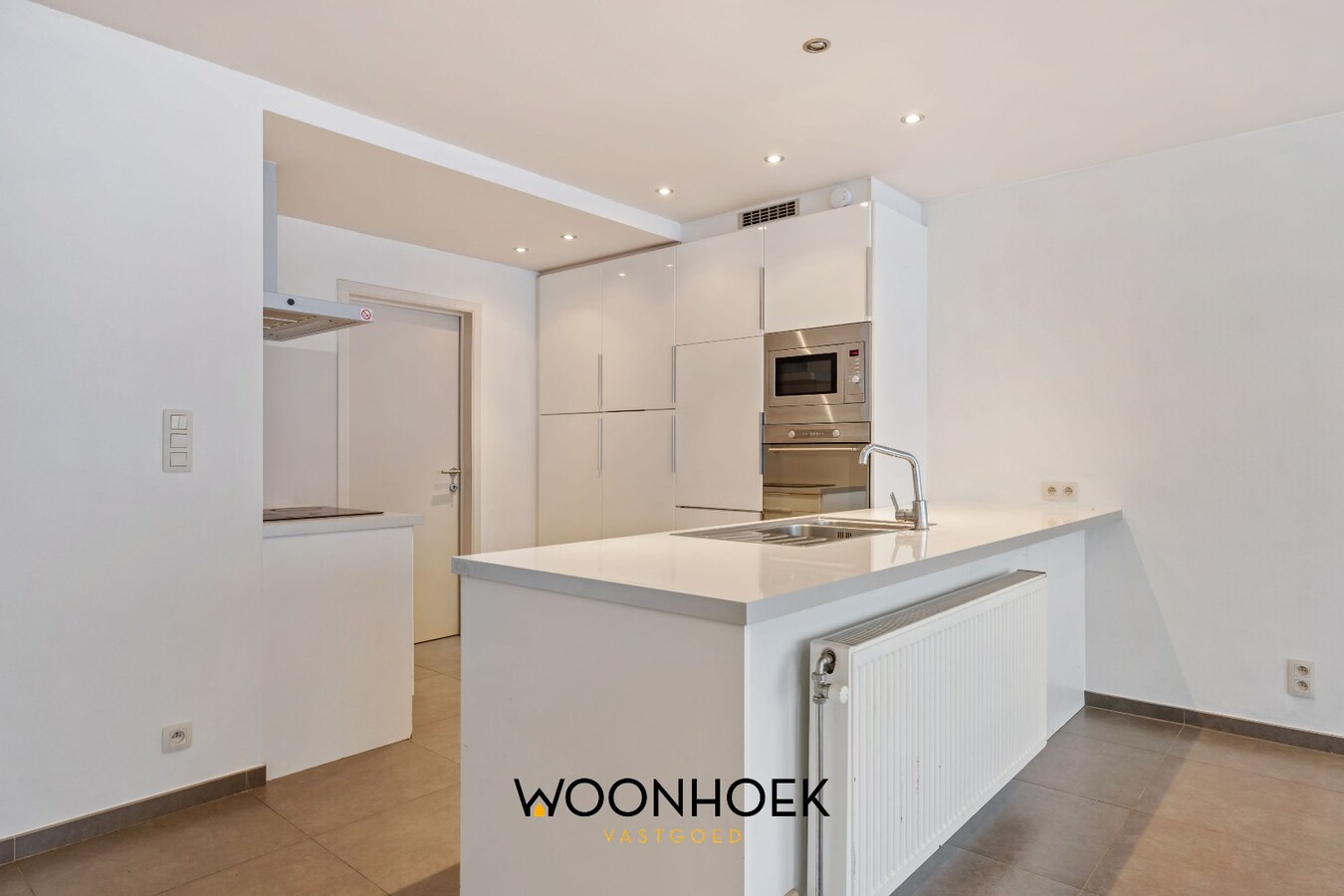 Gelijkvloers wonen met uitzicht op het water 