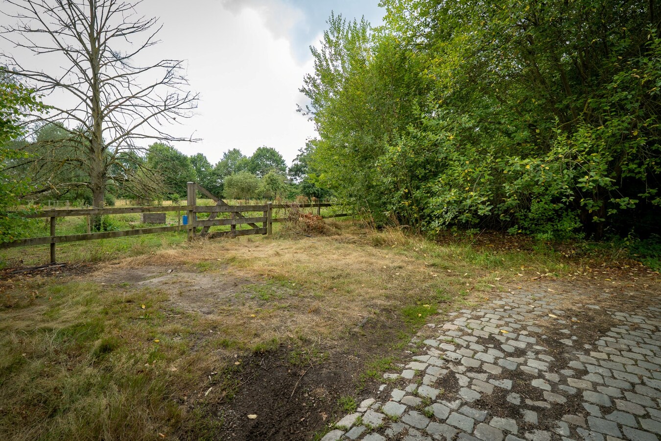 Karaktervolle hoeve met weides op ca. 2ha te Herk-de-Stad 