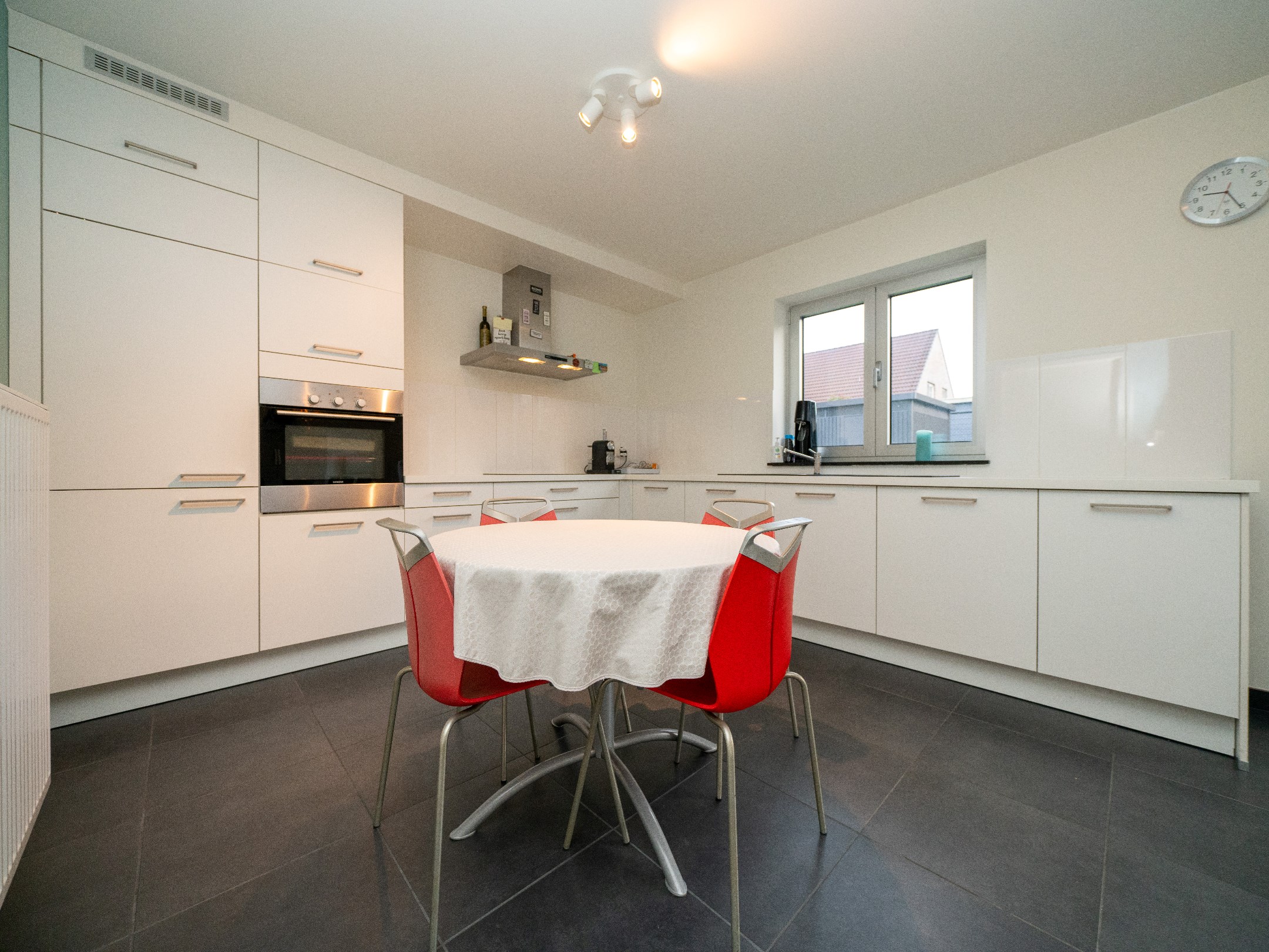 Recente villa met 4 kamers op een toplocatie 