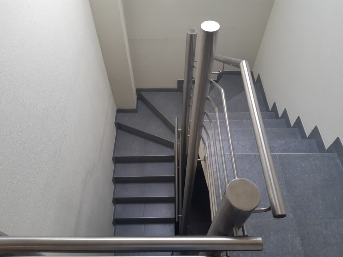 Ruim wonen (> 130 m²) op de tweede verdieping. 
