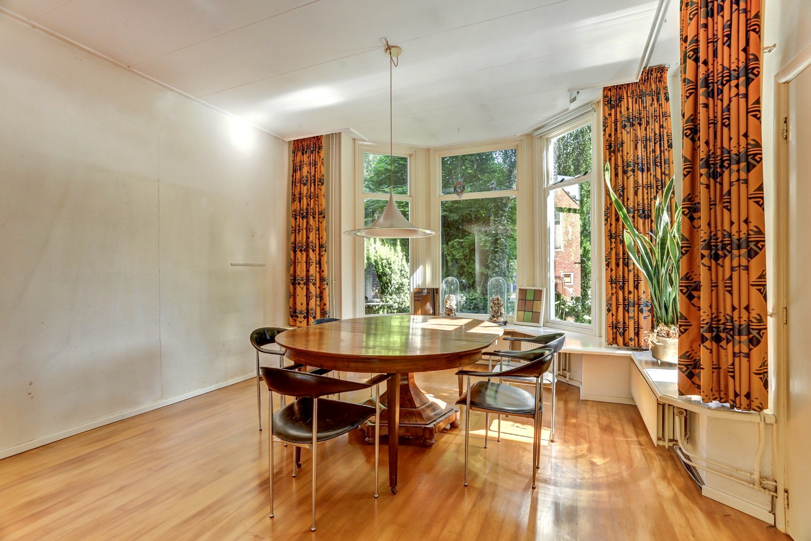 Herenhuis te koop in Menaam