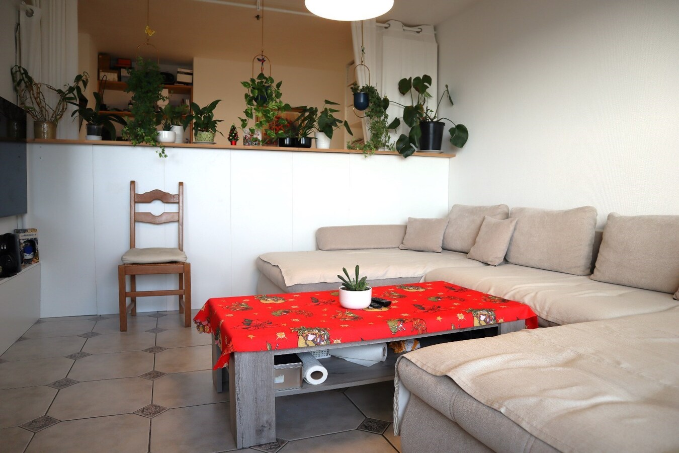 Mooi appartement met 2 slaapkamers en bureau te Jette 