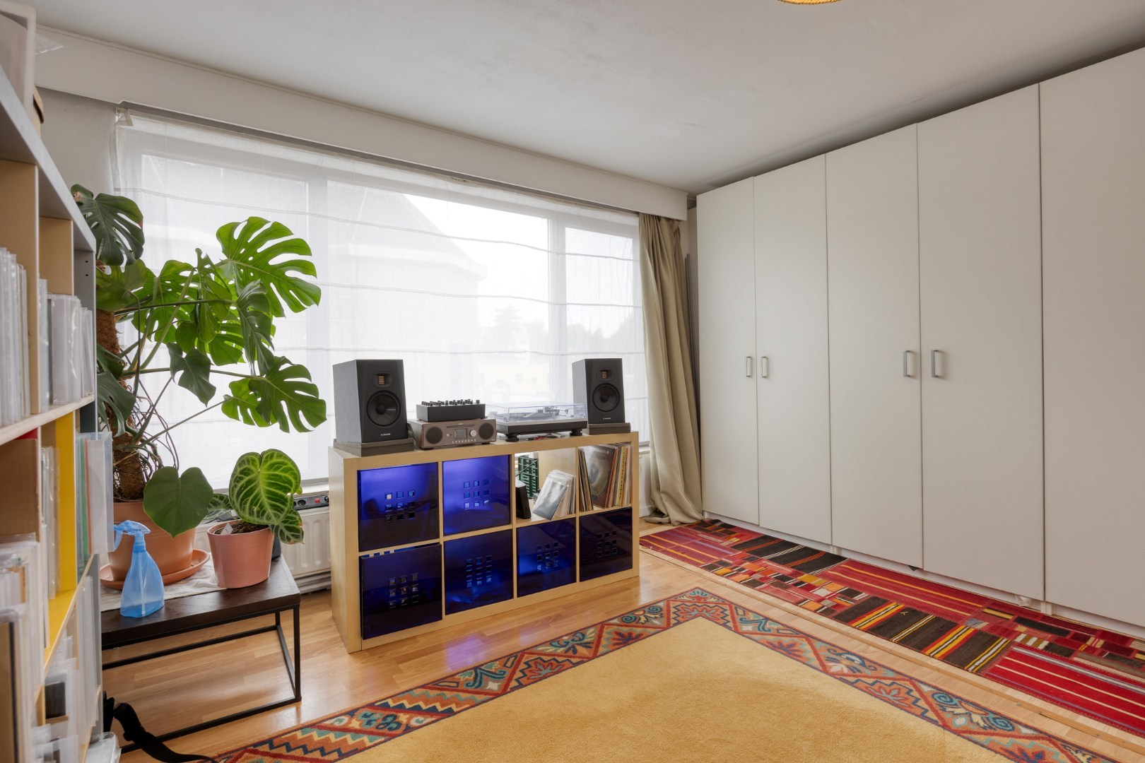 Ruime stadswoning met achteruitgang via Janseniusstraat met 4 slaapkamers, garage en tuin te Leuven- EPC 239kwh/m2 