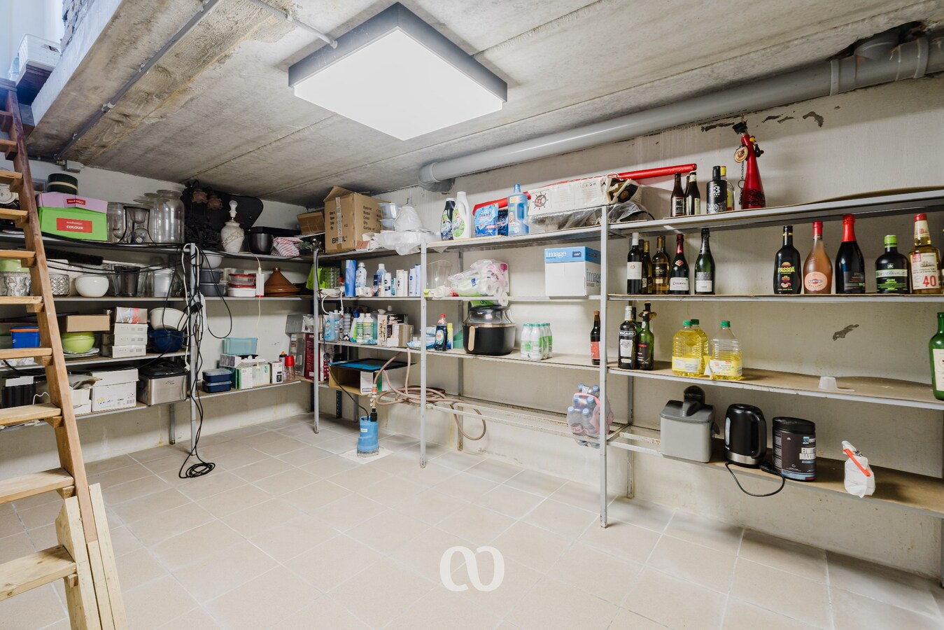 Instapklare gezinswoning met 4 slaapkamers en tuin 