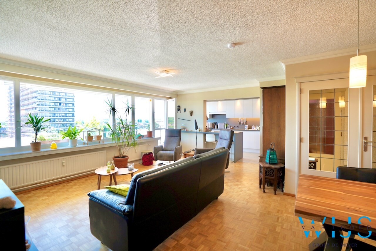 Instapklaar lichtrijk appartement te GENT 