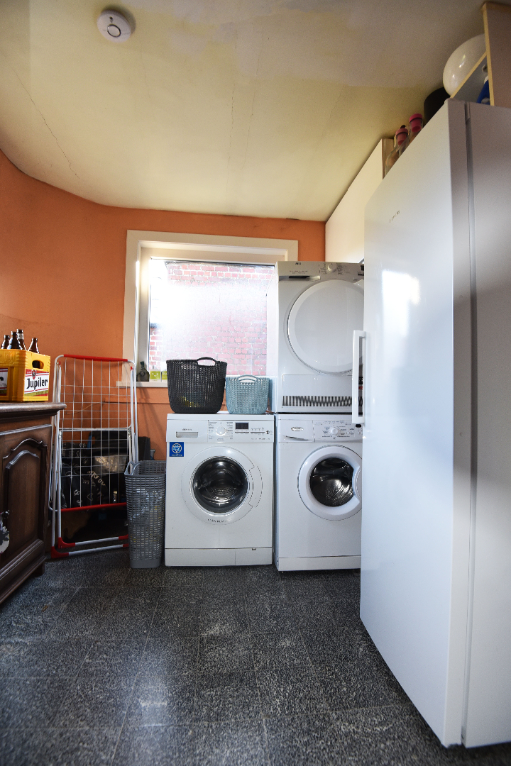 Rijwoning met 3 slpks, garage en tuin nabij centrum Eeklo 