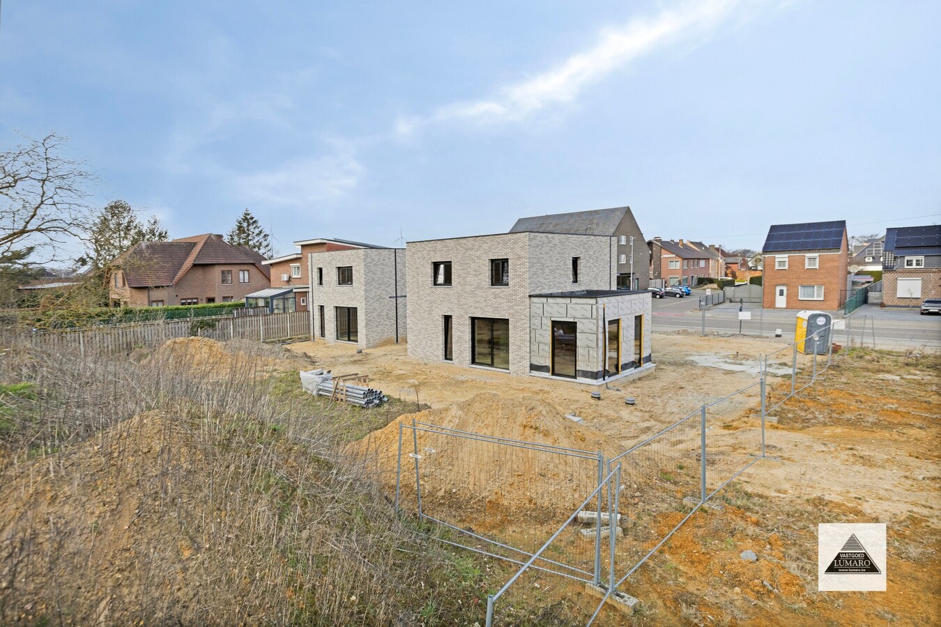 Nieuwbouw instapklare woning met 4 slaapkamers (waarvan 1 gelijkvloers) 