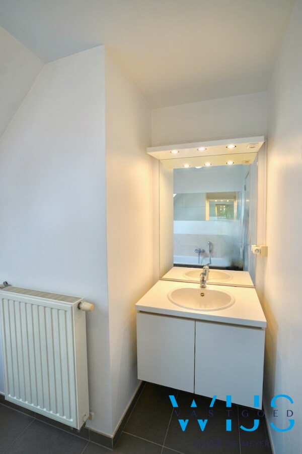 Tof duplex appartement in hartje Ertvelde ! 