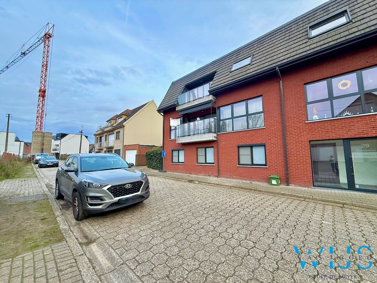 Prachtig lichtrijk appartement in het CENTRUM van ERTVELDE ! 