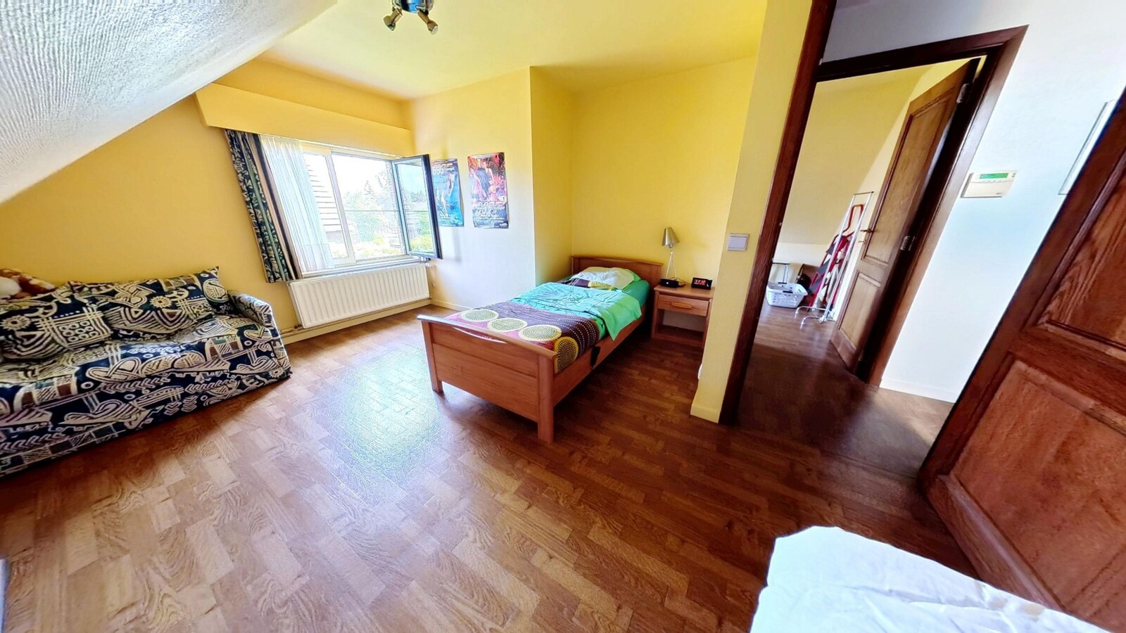 Bijzonder ruim én rustig wonen. 