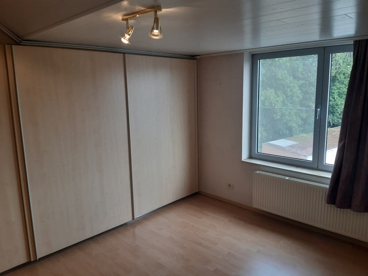 Ruim wonen (> 130 m²) op de tweede verdieping. 