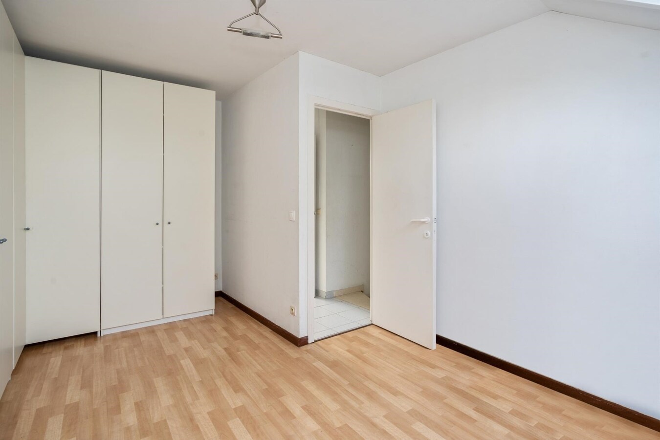 Uitstekend gelegen appartement met 2 slaapkamers 