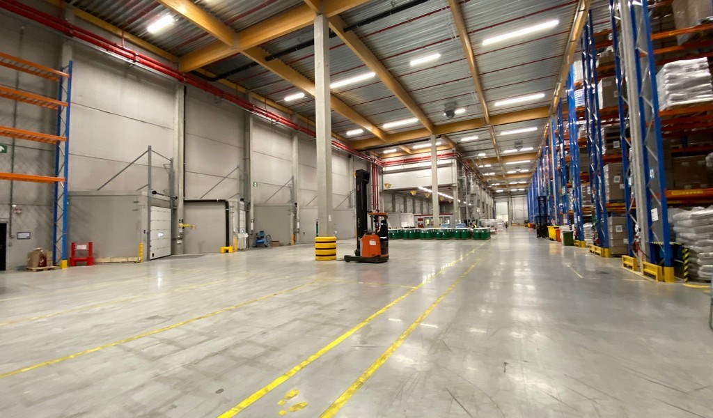 Recent logistiek magazijn te huur in IZ De Hulst Willebroek
