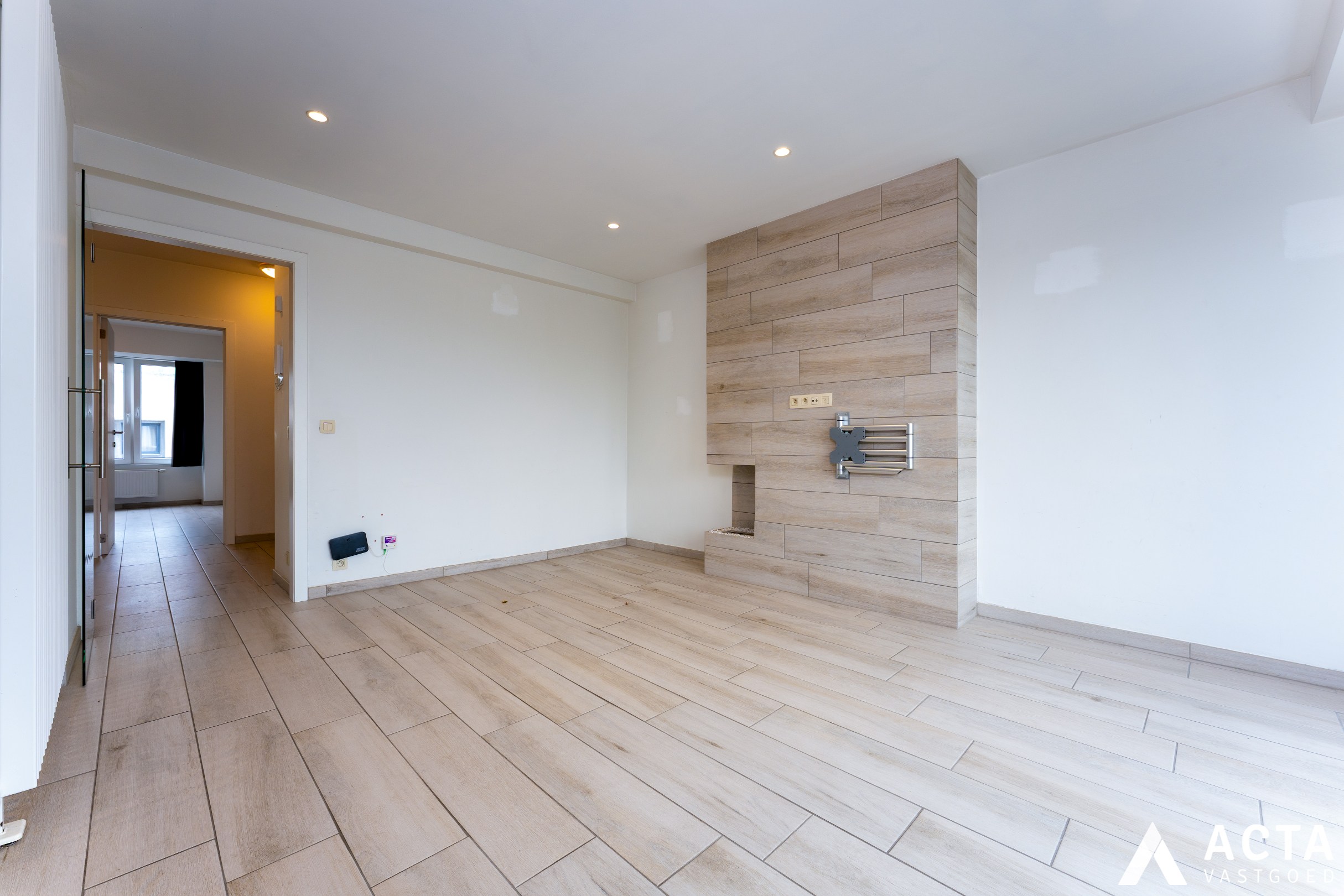 Instapklaar appartement met twee slaapkamers en parkzicht. 