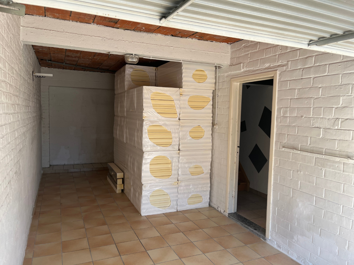 Ruim 2-slpk-appartement mét terras te Gavere-Asper 