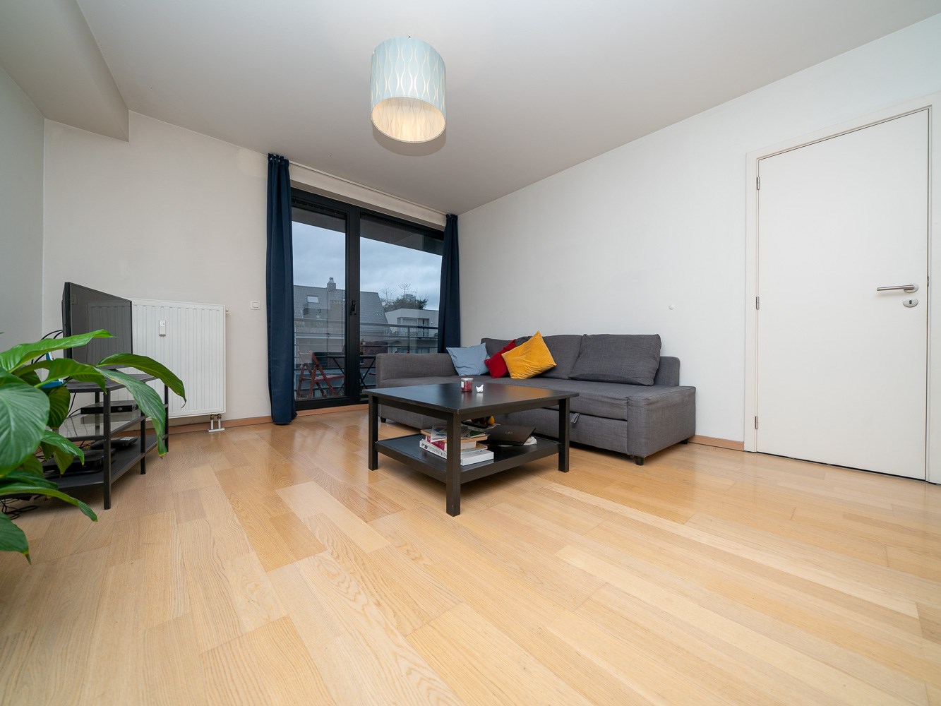 Recent 1-kamer appartement met terras, staanplaats, kelder 