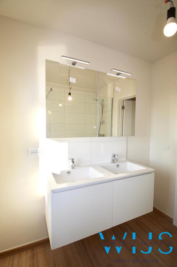 Duplexappartement met 4 slaapkamers &amp; zonneterras te Ertvelde! 