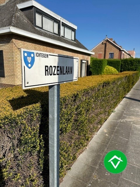 Instapklaar gelijkvloers appartement met tuin en garage in rustige wijk te Eernegem 