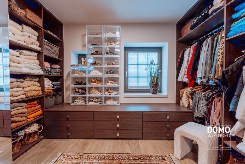 Exclusieve villa, zeer rustig gelegen, aan de groene bossen van Bolderberg. 