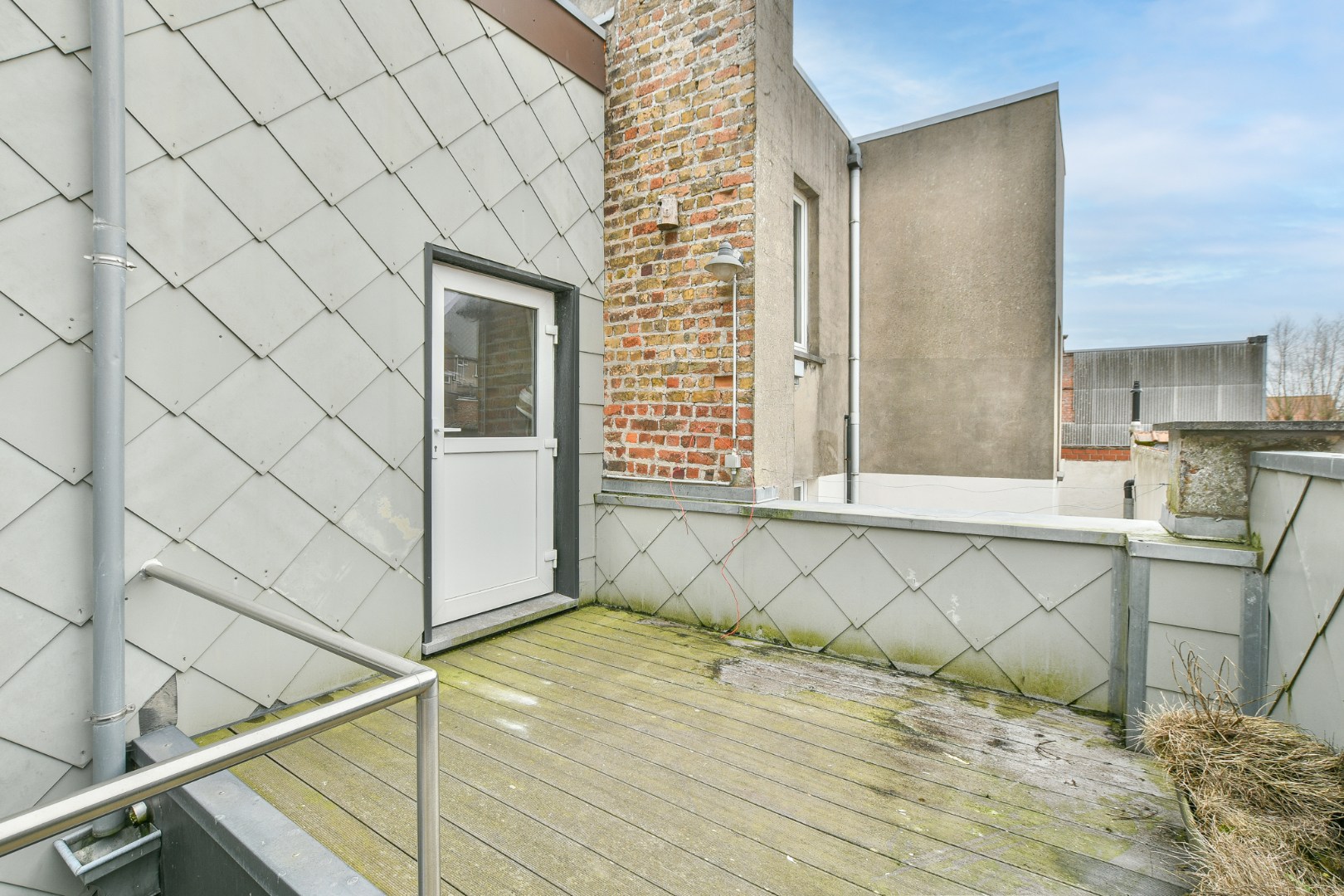 Charmante en verrassend ruime woning met terras in het centrum van Blankenberge! 