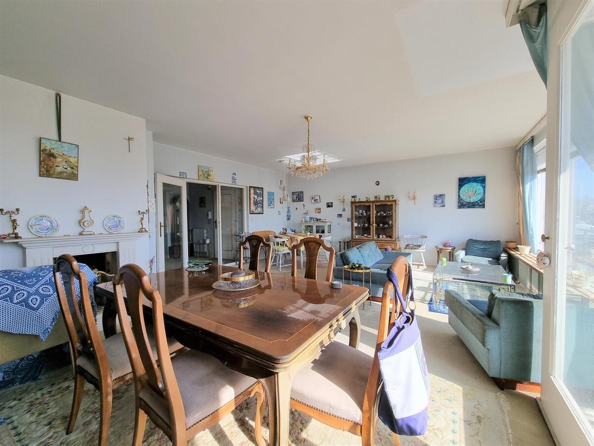 Zeer ruim, te renoveren appartement van 114m² met prachtige zichten - Zeebrugge 