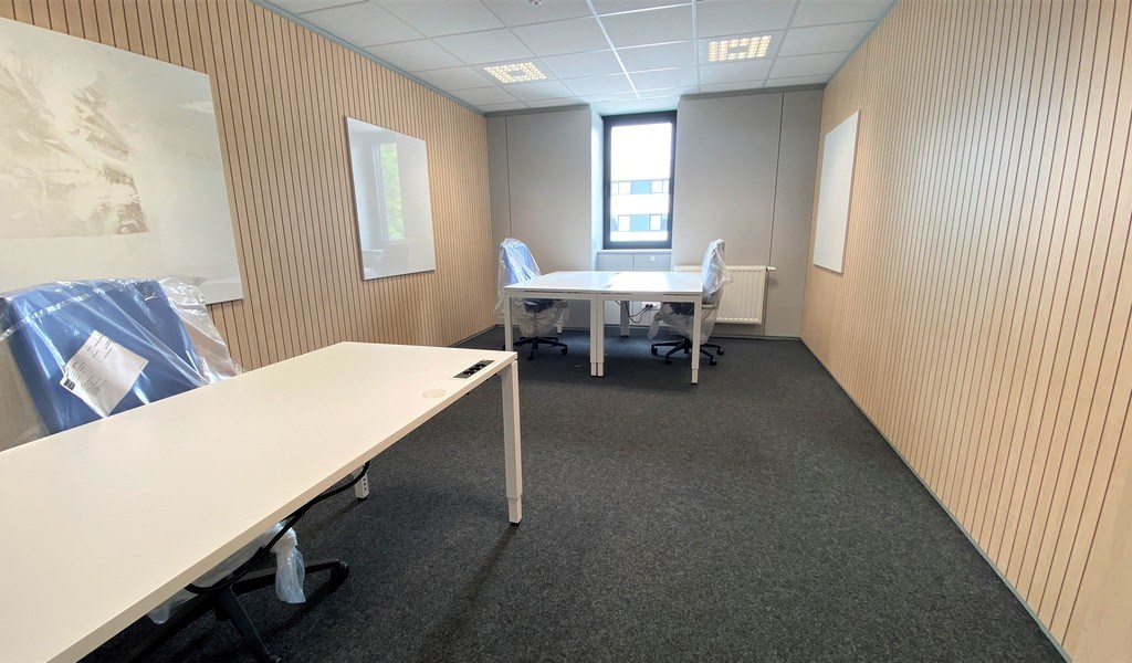 Volledig vernieuwde kantoren te huur in Zwijnaarde