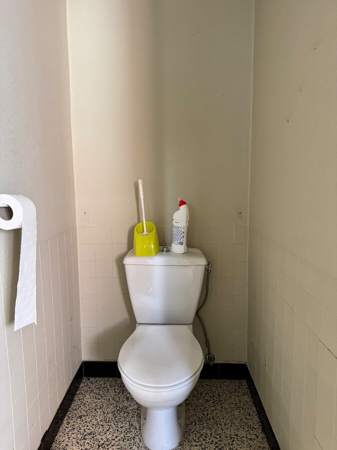 Ruime woning met 5 slaapkamers, tuin en garage in Wingene 